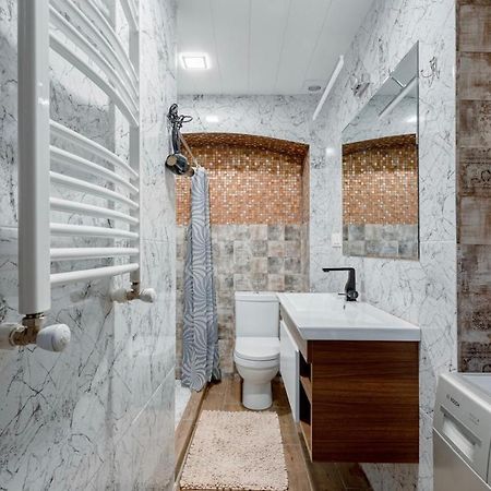 Lovely Dulcet Loft In Center Of Rustaveli Tbilissi Extérieur photo